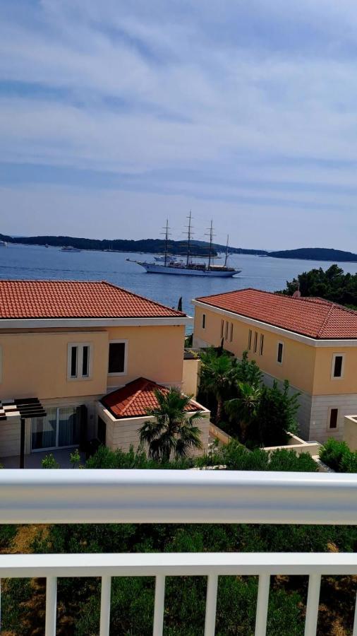 Feelhvar Along Bluelagoon Beach ฮวาร์ ภายนอก รูปภาพ